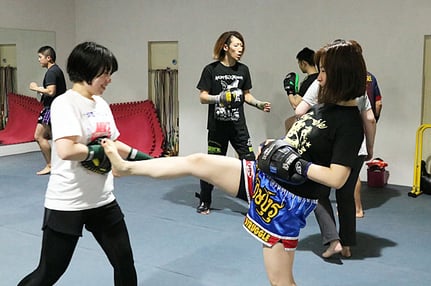 ▲女性専用の道具、男女別更衣室も完備