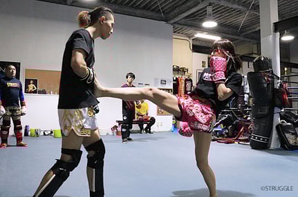 ▲東京都墨田区のキックボクシングジム　ストラッグル