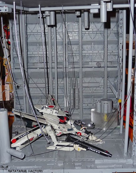 1/60 Diorama - DYRL crash scene- Ratatarse Factory