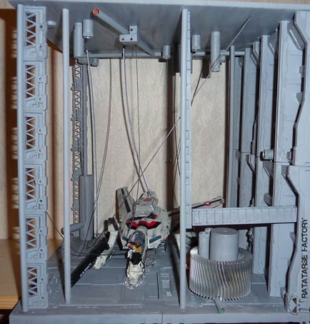 1/60 Diorama - DYRL crash scene- Ratatarse Factory