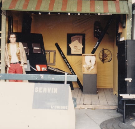 Installation SERVIN Marché Poésie 1988