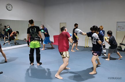 東京都墨田区のキックボクシングジム ストラッグル
