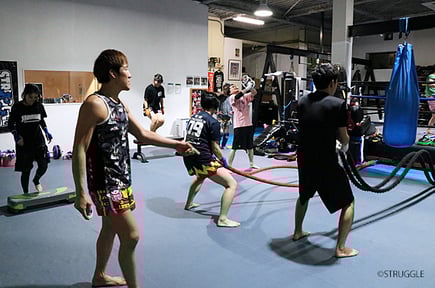 ▲筋トレクラスは月2回開催！次回は31日(金)20:00～です