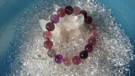 www.mary-cadogaki.com/healing-stone/elestialamethyst
