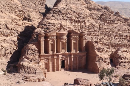 Die Monastry in ihrer vollen Pracht