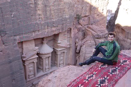 Gut gelaunt, mit immer noch nüchternem Magen