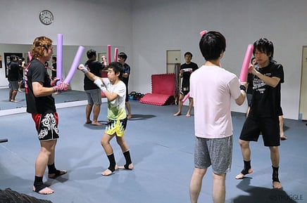▲東京都墨田区のキックボクシングジム　ストラッグル