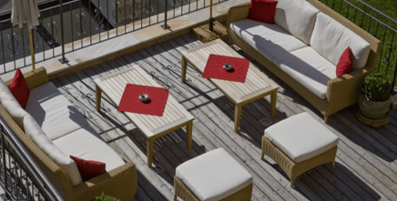 Holzterrasse in Lärche Hotel Allalin in Zermatt