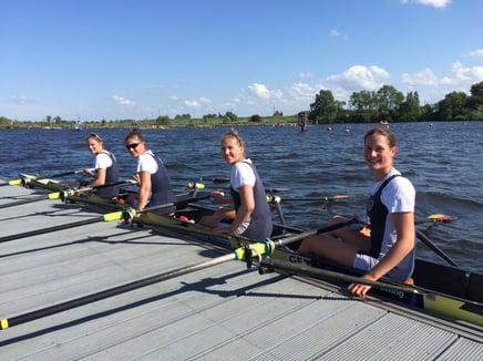 Tabea Kuhnert, Leonie Menzel, Annabelle Bachmann und Ella Reim (von links)