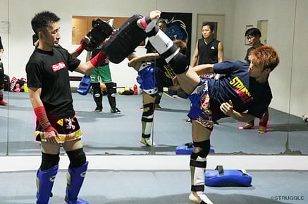 ▲東京都墨田区のキックボクシングジム　ストラッグル