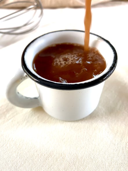 Vanille Kakao Trinkschokolade Tasse Einguss