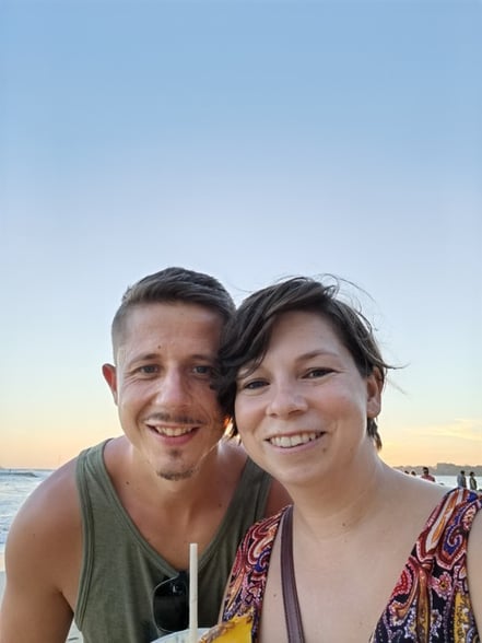 Glücklich auf Weltreise: Kuba & Evi (Foto: Evi Burkhardt)