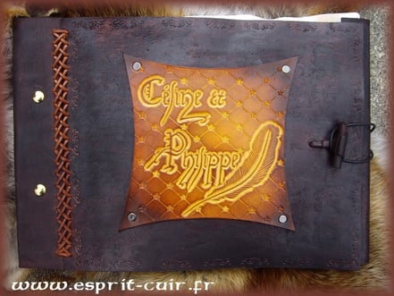 Grimoire antique "Céline et Philippe"