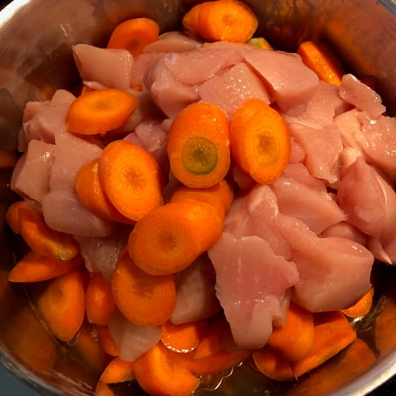 Moroschesuppe Rezept f. Hunde | hundkatzeschmaus.ch