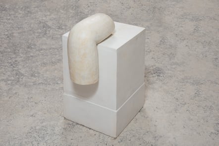 ROUVEN DÜRR, Uhl, Beton, 2017, 45x25x15cm