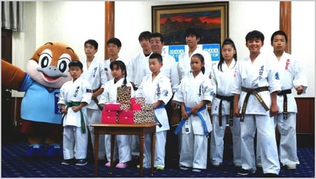 大阪府知事を表敬訪問