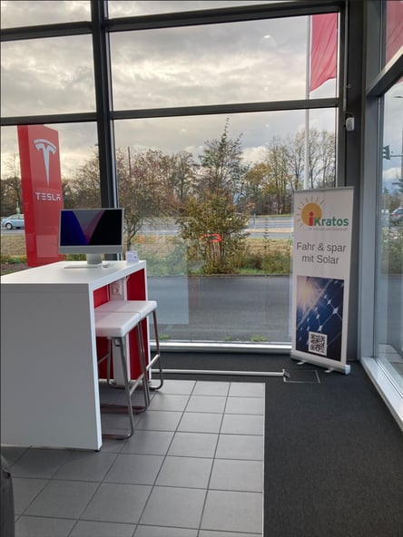 Roll Up Banner Tesla Autohaus Fürth © iKratos