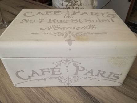 Kleine Holztruhe ...