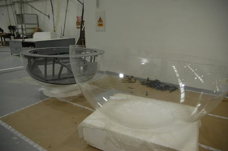 hemisferas en cristal acrílico desde 20 cm hasta 180 cm de Diámetro