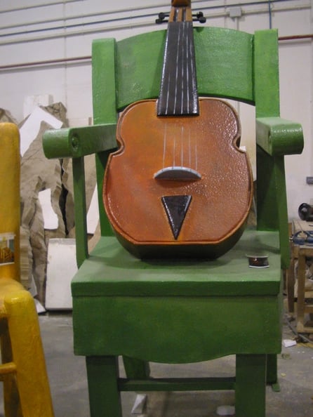 Muebles Gigantes para la exposición "el Mueble hecho Arte", Nájera. Interpretación corpórea de cuadros famosos en los que aparecen pintados diferentes muebles