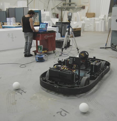 Digitalizando la plataforma motriz para los coches de Micropolix