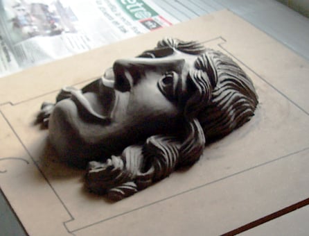 Modelado de una máscara de teatro romana, para Museo del Teatro Romano de Caesaragusta