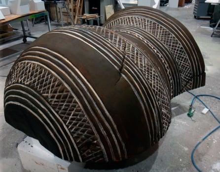 Vaso Campaniforme Gigante 196 cm de alto para exposición "Un bríndis para el Príncipe" Museo Arqueológico Regional Alcalá de Henares