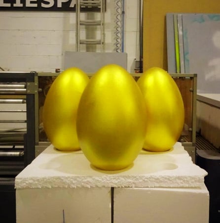 Huevos Gigantes (50 cm) dorados