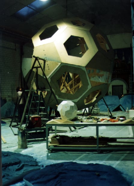 Estructura Polihedrica Gigante, giratoria (5 metros diametro)