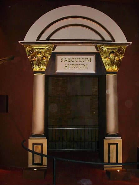 Pórtico, Columnas Capiteles, Centro de Interpretación del Caballero de Olmedo