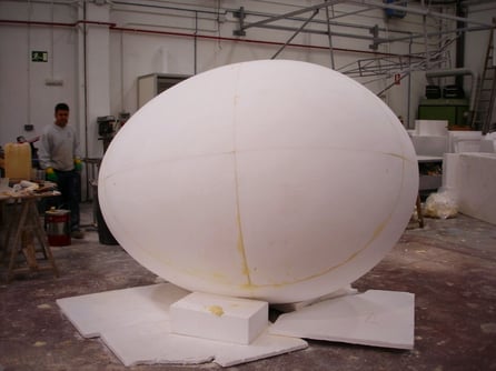 Huevo Gigante 320 cm