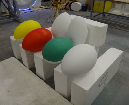 Huevos de Padcua GIgantes (50 cm) tallados en poliespan