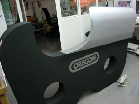 Diente de Motosierra Gigante, para stand ferial