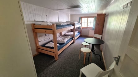 4-Bett Zimmer