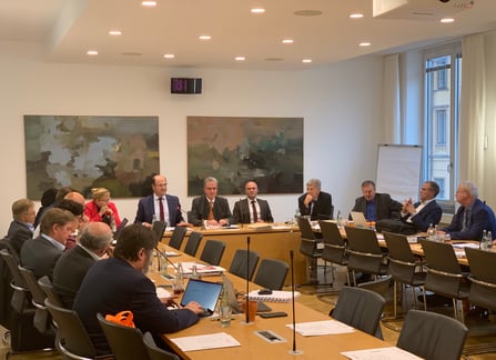 MdL Hold und Fraktionsvorsitzender Streibl bei einem Treffen mit Vertretern des Landesverbands Bay. Justizvollzugsbediensteten e.V. (Foto: Fraktion)