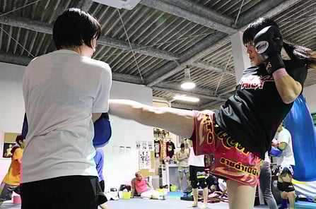 ▲女性専用の練習道具、男女別更衣室も完備！