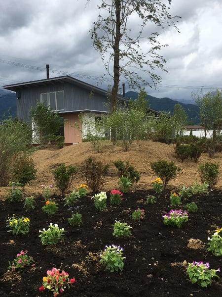 ヤマショー 薪ストーブショールーム 安曇野市 建築家 建築設計事務所 店舗設計 現場監理 グランドオープン