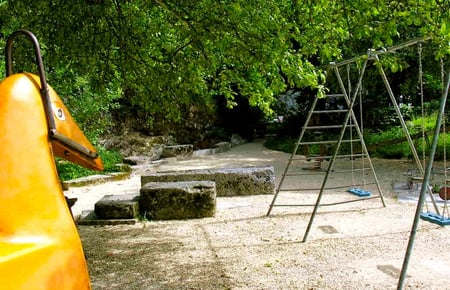 restaurant kreuzen spielplatz garten