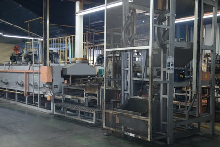 岐阜県 関市 日本熱処理㈱ 日本熱処理 熱処理 (社)日本熱処理技術協会 焼鈍処理 表面加工 自動投入機 浸炭焼入 磁気抜き焼鈍 無酸化焼鈍 溶体化炉 時効炉 連続炉 バッチ炉 連続窒素雰囲気炉 連続焼入焼戻炉 ショットブラスト ブリネル硬さ試験機 真空洗浄機 連続ガス浸炭焼入焼戻炉 連続ガス雰囲気焼入焼戻炉 真鍮 バッチ式焼戻炉 ロックウェル硬さ試験機 ビッカース硬さ試験機 マイクロビッカース硬さ試験機 金属組織顕微鏡 サブゼロ処理 Ａ工場 ＨＰ炉 ＨＢ炉 ＡＴ１炉 ＡＴ２炉 ショット機 Ｃ工場 ＣＱ炉