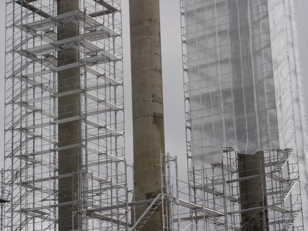 Réfection de pylônes électriques sinistrés par la RAG au Lac de Santa-Maria (Lucomagno)