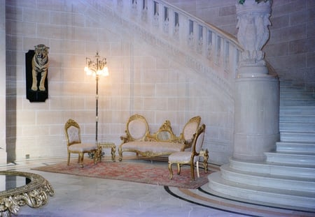 ホテルのロビー。客室見たかったな~。