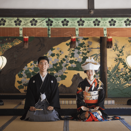 アンティーク花嫁衣裳 1 点へリンク