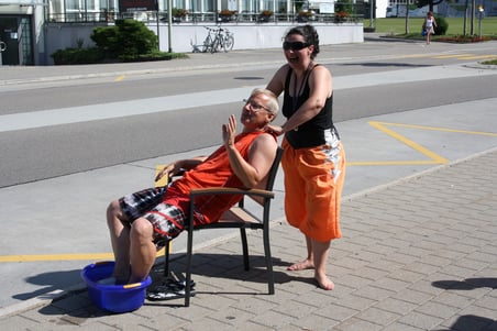 ...während sich das Publikum kühl hält.