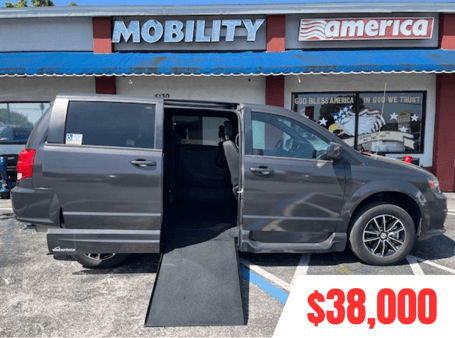 2019 Dodge Grand Caravan Wheelchair Van