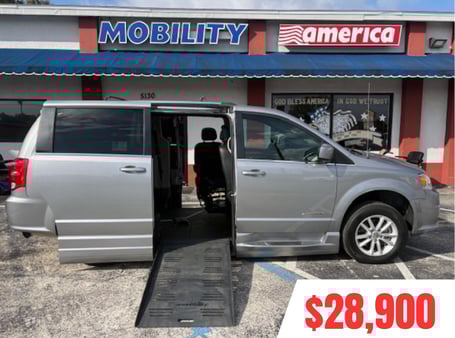 2018 Dodge Grand Caravan Wheelchair Van