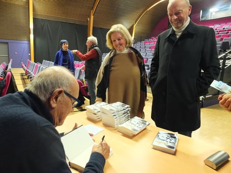 La soirée s'est prolongée autour de l'ouvrage de Tito Topin, consacré au film "Casablanca"