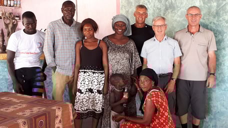 Gruppenfoto mit Victorine Ndiaya