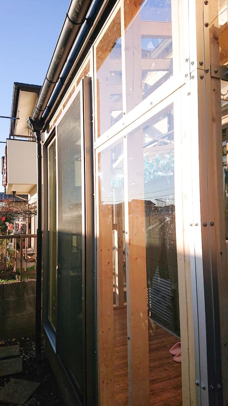 鎌ヶ谷市東道野辺で木製サンルームの設置