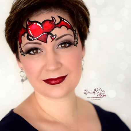 Kinderschminken_Vorlagen; Schminkfarben_kaufen_Schweiz; Kinderschminken_Kurse; Svetlana_Keller; Ballonmodellieren; Ballonmodellage; Airbrush_Tattoos; einfach; Herz