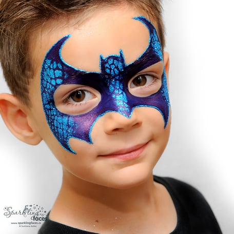 Kinderschminken_Vorlagen; Schminkfarben_kaufen_Schweiz; Kinderschminken_Kurse; Svetlana_Keller; face_painting; Ballonmodellieren; Ballonmodellage; Airbrush_Tattoos; einfach; Batman